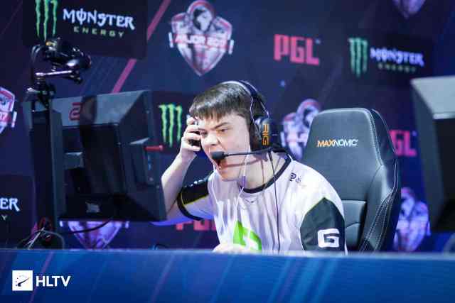 坎布尔在主 坎布尔在主