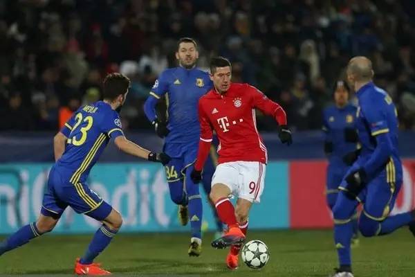 压的玩家 压的玩家