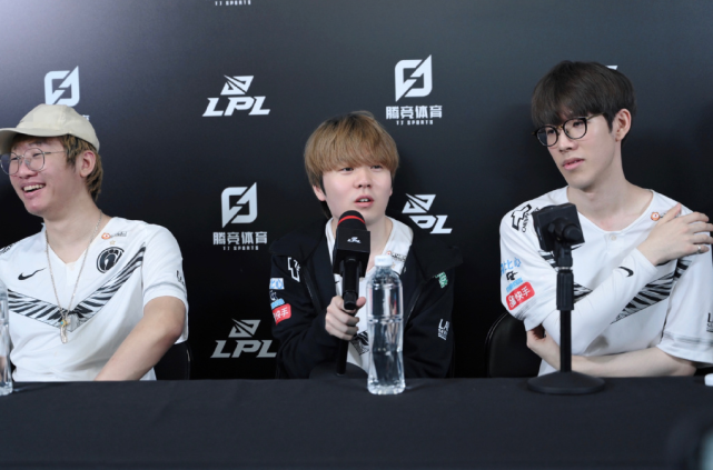 才是这夜真 才是这夜真